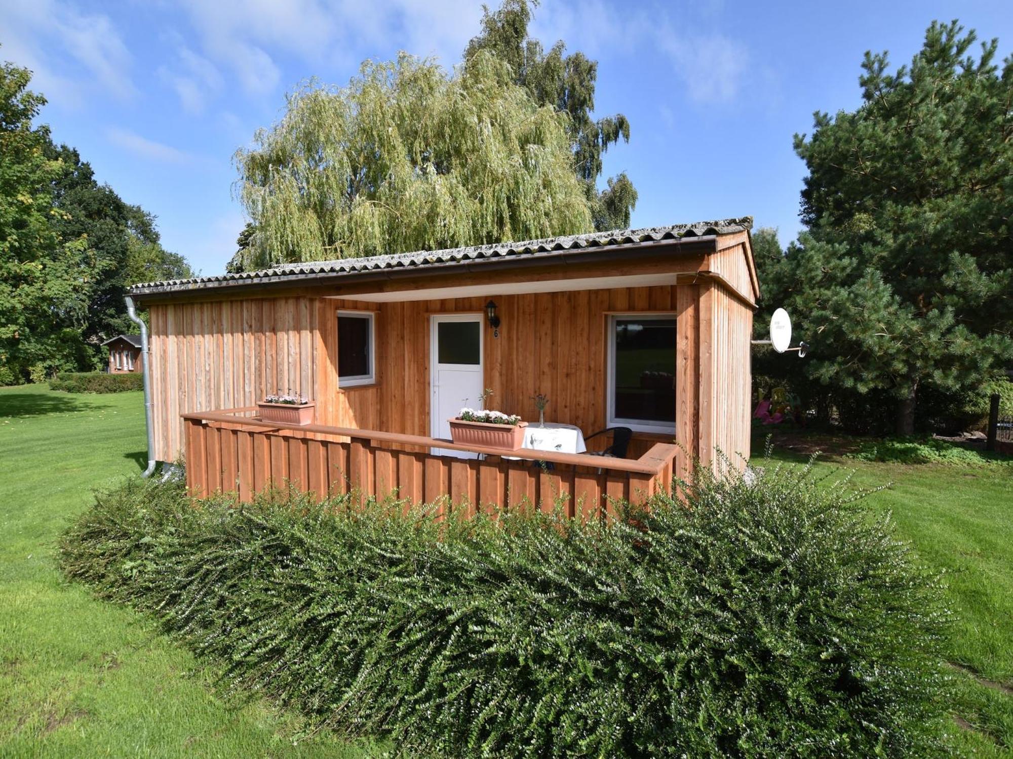 Quaint Bungalow Near Insel Poel With Garden Bagian luar foto